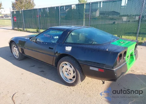1985 Chevrolet Corvette из США, поврежденный, VIN 1G1YY0783F5122945